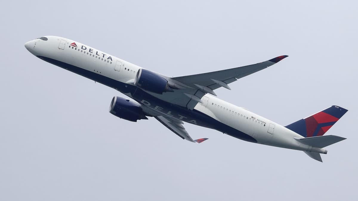 Delta delays Saudi Arabia nonstop flights after airport attacks