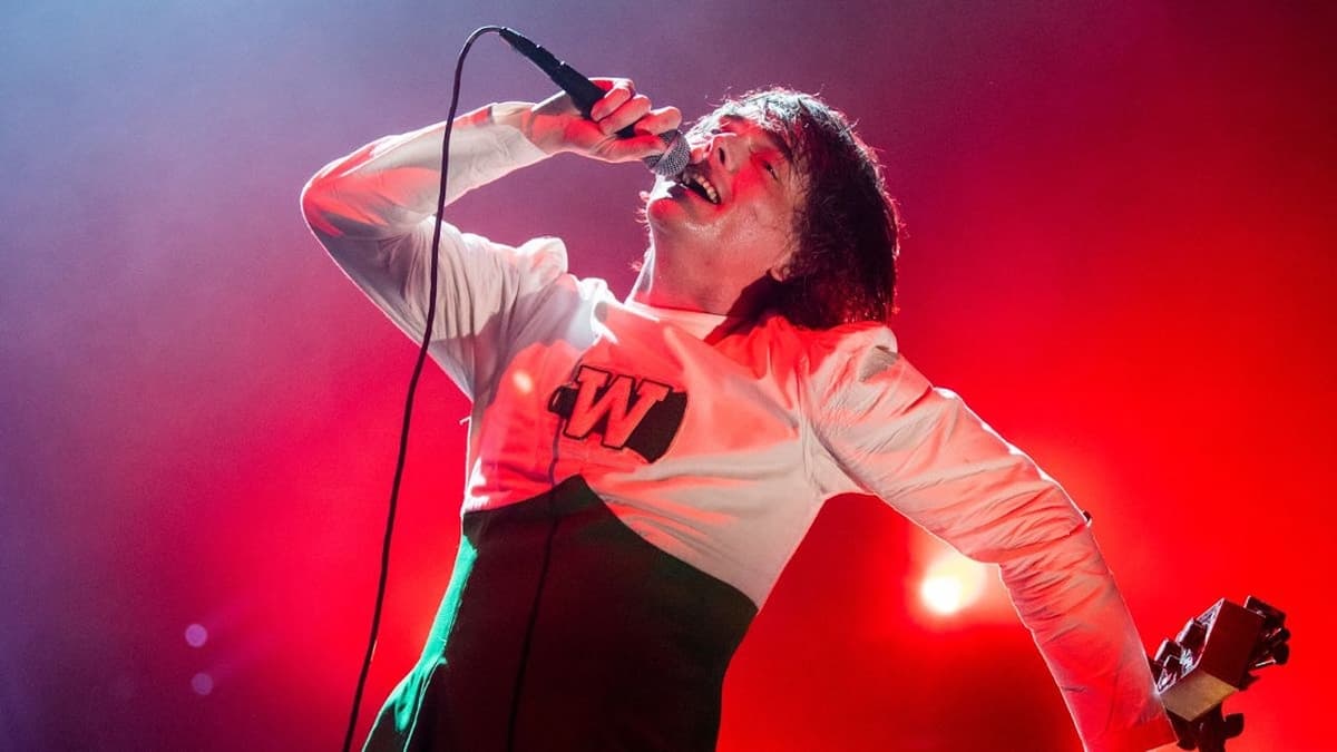 Dallas Cowboys Cheerleaders Sue My Chemical Romance Over Concert Uniforms