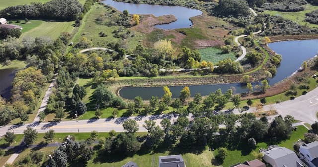 Forest Preserves board approves nearly 39 acres for conservation