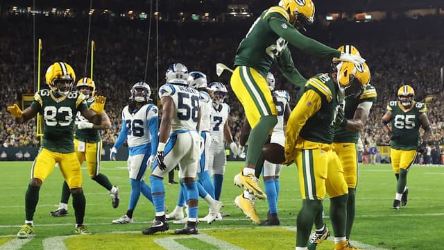Packers RB Josh Jacobs says hands-behind-back gesture after first-half TD vs. Panthers was ode to gospel song