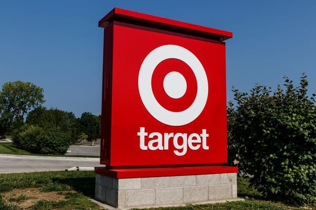 Major Food Recall Expands To Trader Joe’s, Walmart, Target & More As 345 People Get Sick