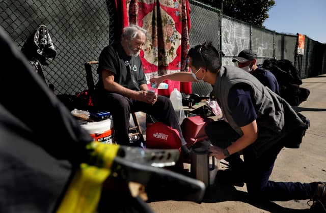 LA County drug overdose deaths declined for third straight year in 2025, mirroring national trend